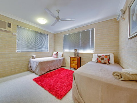Murray Street Apartments - ACT Tourism 6