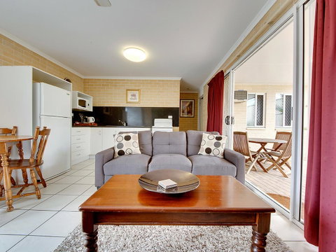 Murray Street Apartments - ACT Tourism 34