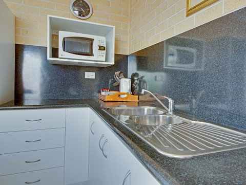 Murray Street Apartments - ACT Tourism 26