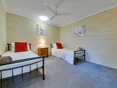 Murray Street Apartments - ACT Tourism 42