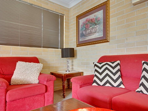 Murray Street Apartments - ACT Tourism 0