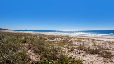 Bilinga Beach Motel - ACT Tourism 27