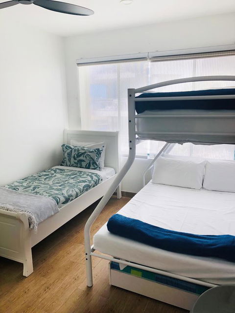 Bilinga Beach Motel - ACT Tourism 4