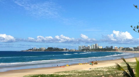 Bilinga Beach Motel - ACT Tourism 1