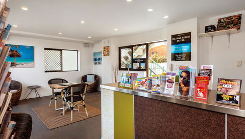 Bilinga Beach Motel - ACT Tourism 25