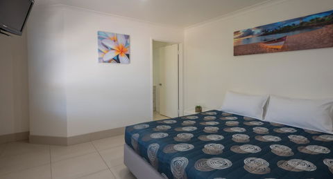 Bilinga Beach Motel - ACT Tourism 39