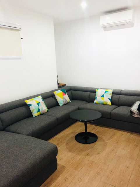 Bilinga Beach Motel - ACT Tourism 6