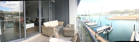 Absolute Waterfront Magnetic Island - ACT Tourism 7