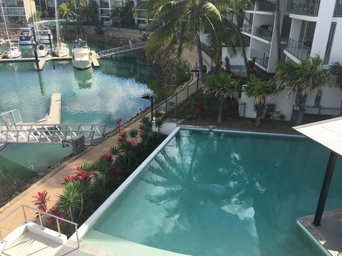 Absolute Waterfront Magnetic Island - ACT Tourism 3