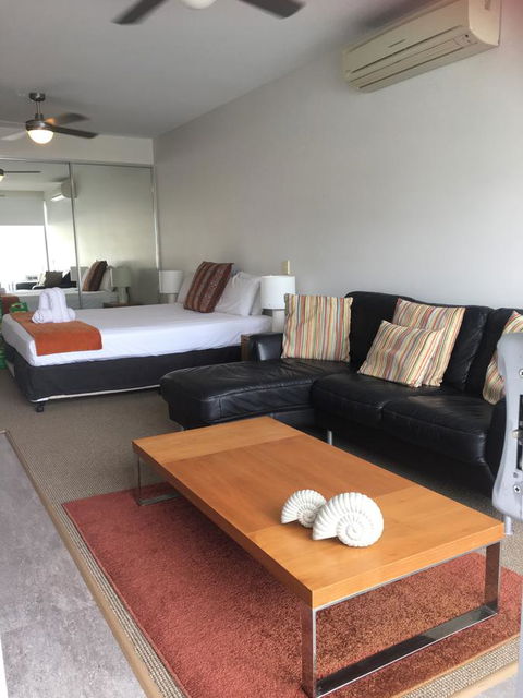 Absolute Waterfront Magnetic Island - ACT Tourism 1