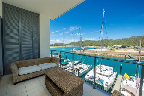 Absolute Waterfront Magnetic Island - ACT Tourism 18