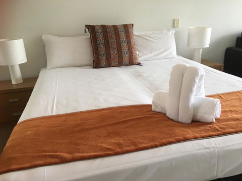 Absolute Waterfront Magnetic Island - ACT Tourism 23