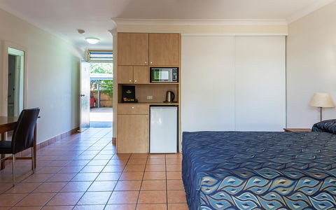 Anchor Motel Noosa - ACT Tourism 27