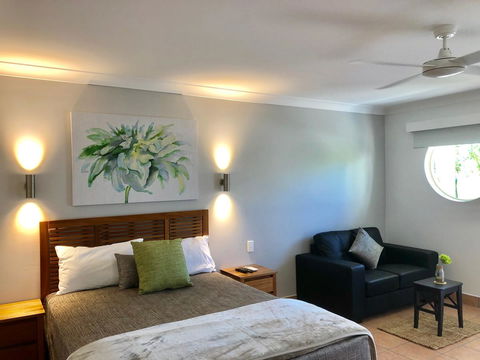 Anchor Motel Noosa - ACT Tourism 44