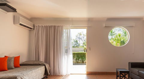 Anchor Motel Noosa - ACT Tourism 32