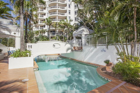 ULTIQA Burleigh Mediterranean Resort - ACT Tourism 16