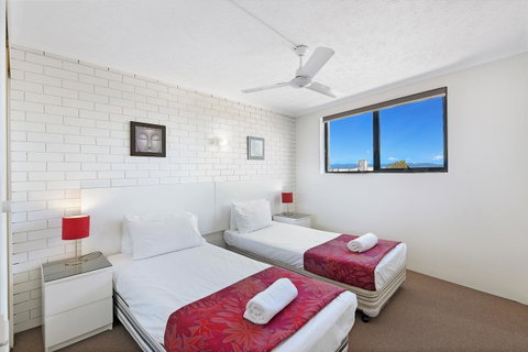 Broadbeach Travel Inn Apartments - ACT Tourism 23