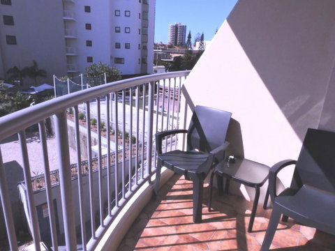 Broadbeach Travel Inn Apartments - ACT Tourism 42