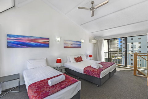 Broadbeach Travel Inn Apartments - ACT Tourism 13
