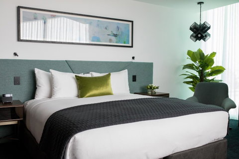 Eatons Hill Hotel - ACT Tourism 42