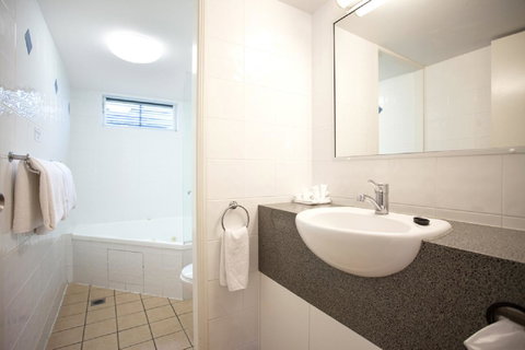 Windmill Motel & Events Centre - ACT Tourism 23