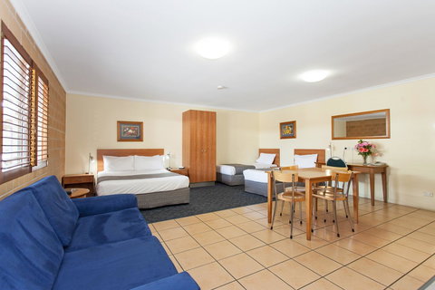 Windmill Motel & Events Centre - ACT Tourism 14