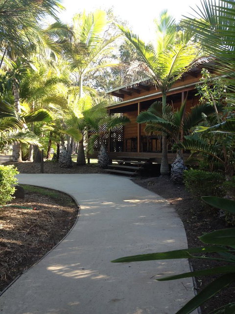 1770 Southern Cross Travellers Retreat - ACT Tourism 13