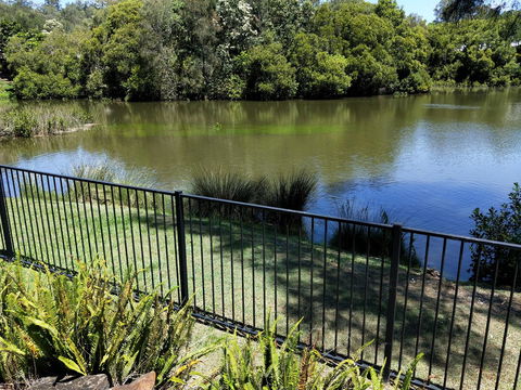 Waterfront Theme Park Getaway - ACT Tourism 22