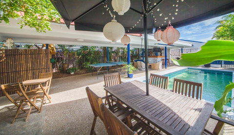 Cosmopolitan Motel & Serviced Apartments - ACT Tourism 8