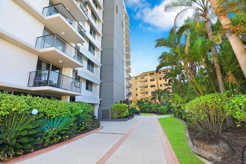 Majorca Isle Beachside Resort - ACT Tourism 11