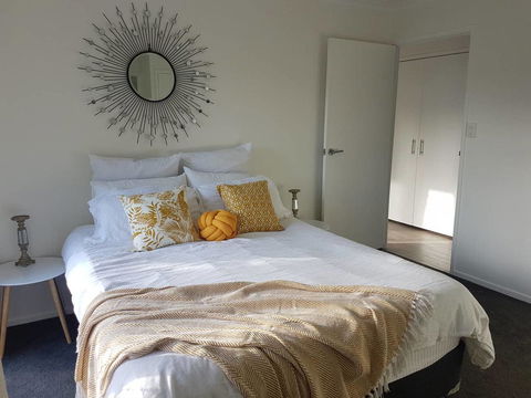 Beautiful Home- Walk To Beach-Short Drive To Noosa - ACT Tourism 4