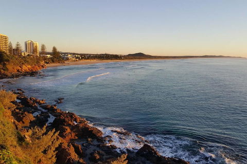 Beautiful Home- Walk To Beach-Short Drive To Noosa - ACT Tourism 9