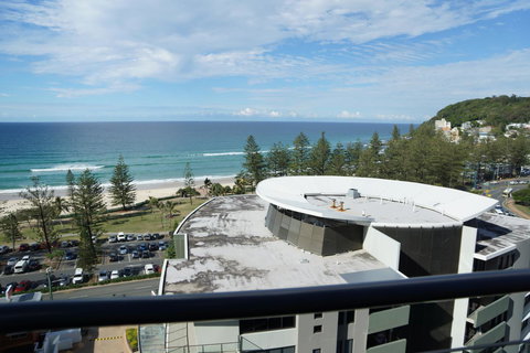 Ambience On Burleigh Beach - ACT Tourism 20