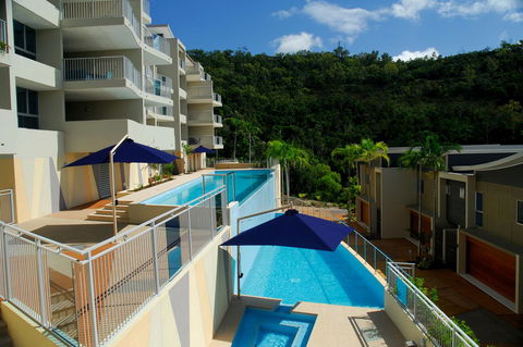 Azure Sea Whitsunday Resort - ACT Tourism 0