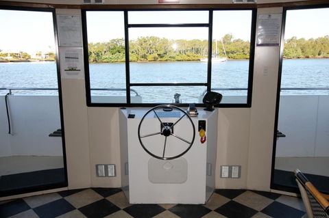Coomera Houseboats - ACT Tourism 18