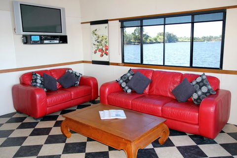 Coomera Houseboats - ACT Tourism 17