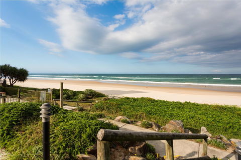 Spindrift On The Beach - Absolute Beachfront - ACT Tourism 22