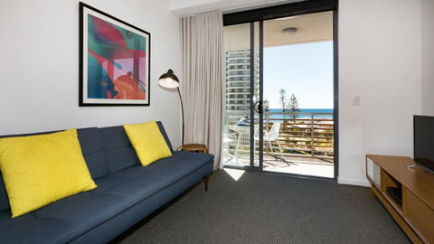 Swell Resort Burleigh Heads - ACT Tourism 2