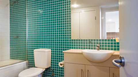 Swell Resort Burleigh Heads - ACT Tourism 41