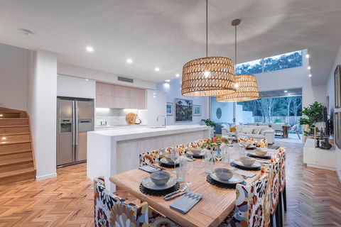 Noosa Villas - ACT Tourism 12