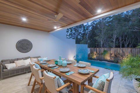 Noosa Villas - ACT Tourism 13