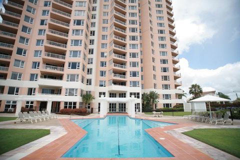 Belle Maison Apartments - Official - ACT Tourism 0