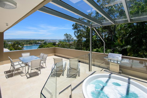 Picture Point Terraces - ACT Tourism 25