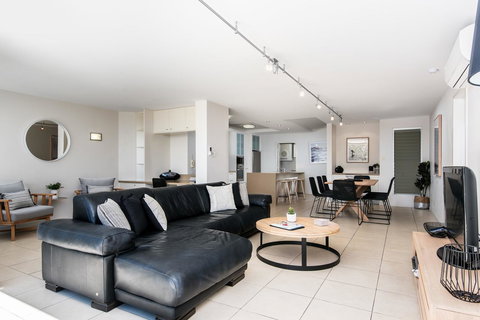 Picture Point Terraces - ACT Tourism 16