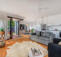 Sam's Buderim Mountain Guest House - ACT Tourism