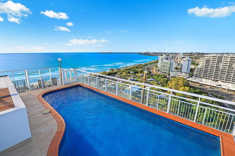 Elouera Tower - ACT Tourism 1