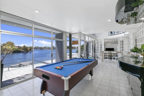 Havana Blue - Large 4 Bedroom Family Home - ACT Tourism 5