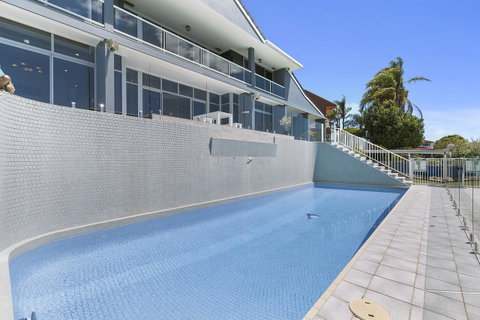 Havana Blue - Large 4 Bedroom Family Home - ACT Tourism 2