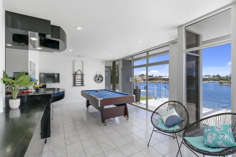 Havana Blue - Large 4 Bedroom Family Home - ACT Tourism 19