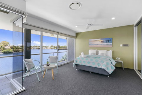 Havana Blue - Large 4 Bedroom Family Home - ACT Tourism 15